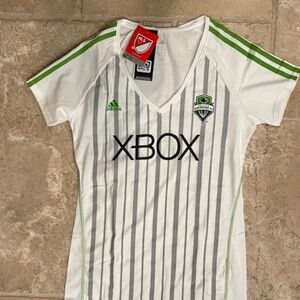 Seattle Sounders FC White V-Neck T-Shirt--Youth M--New W/Tags